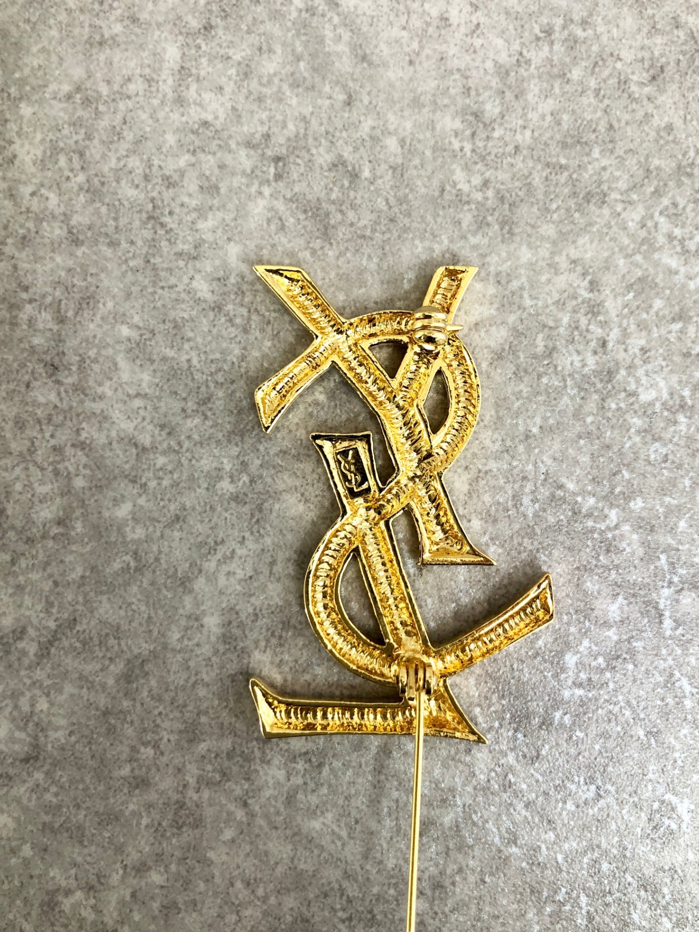 Yves Saint Laurent YSL   Brooch Gold Vintage  YSL 472ap8