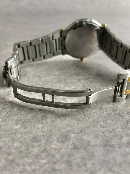 GUCCI Watch Silver×Gold 9000M Vintage tzfvjs