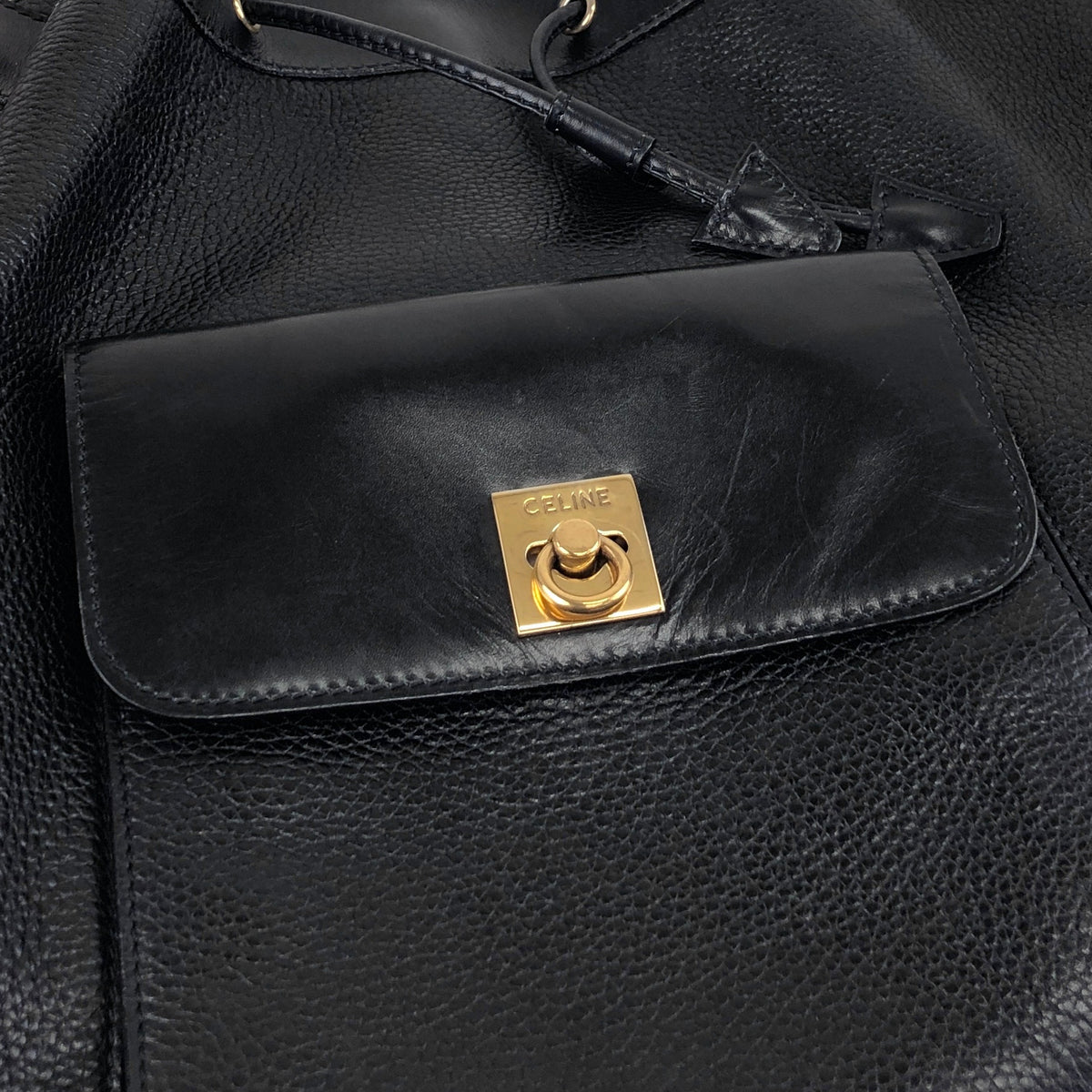 CELINE Gancini Front Pocket Drawstring Shoulder bag Black Vintage 3gt2jh