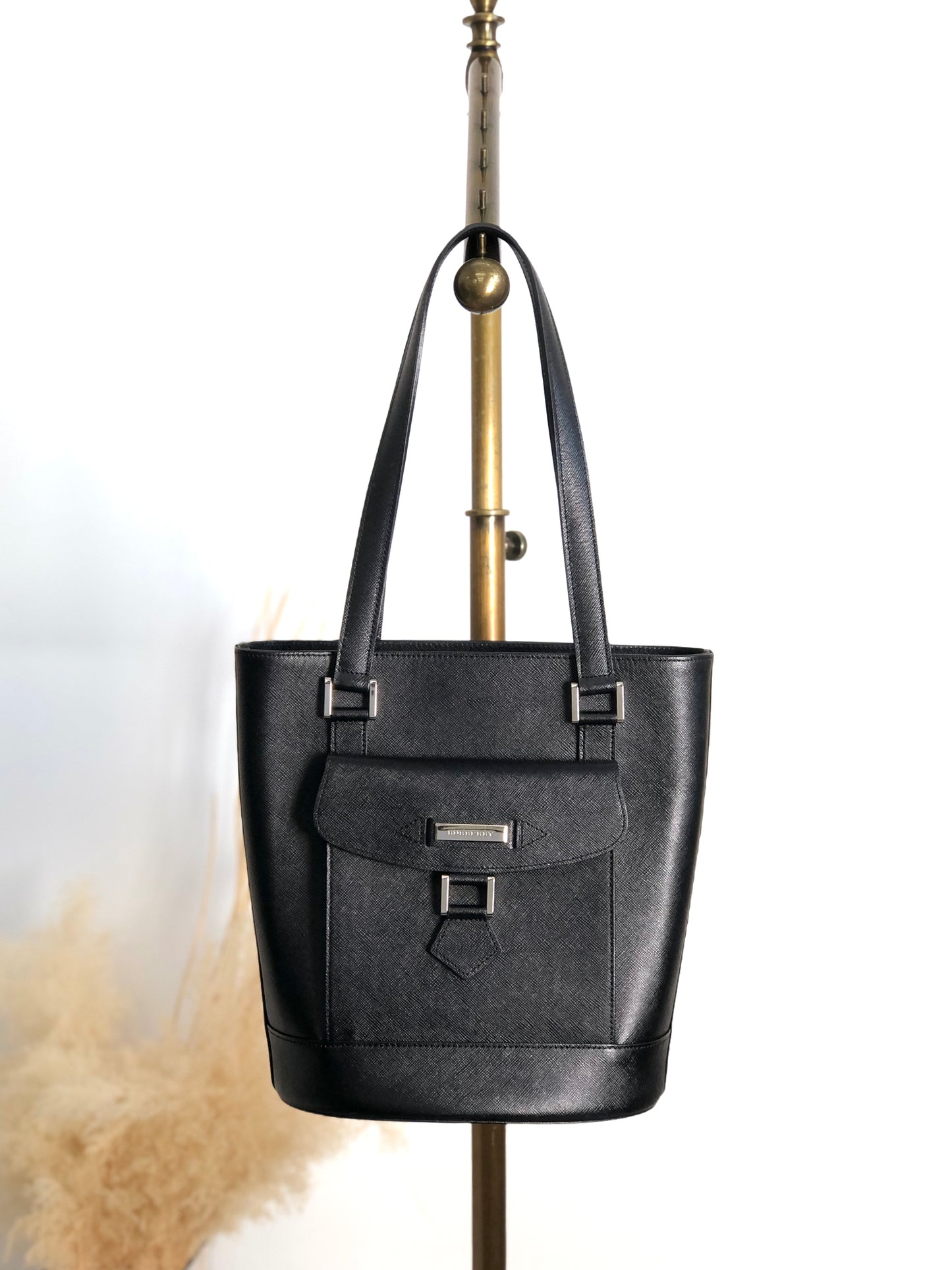 BURBERRY Logo Totebag Black Vintage ykuyii