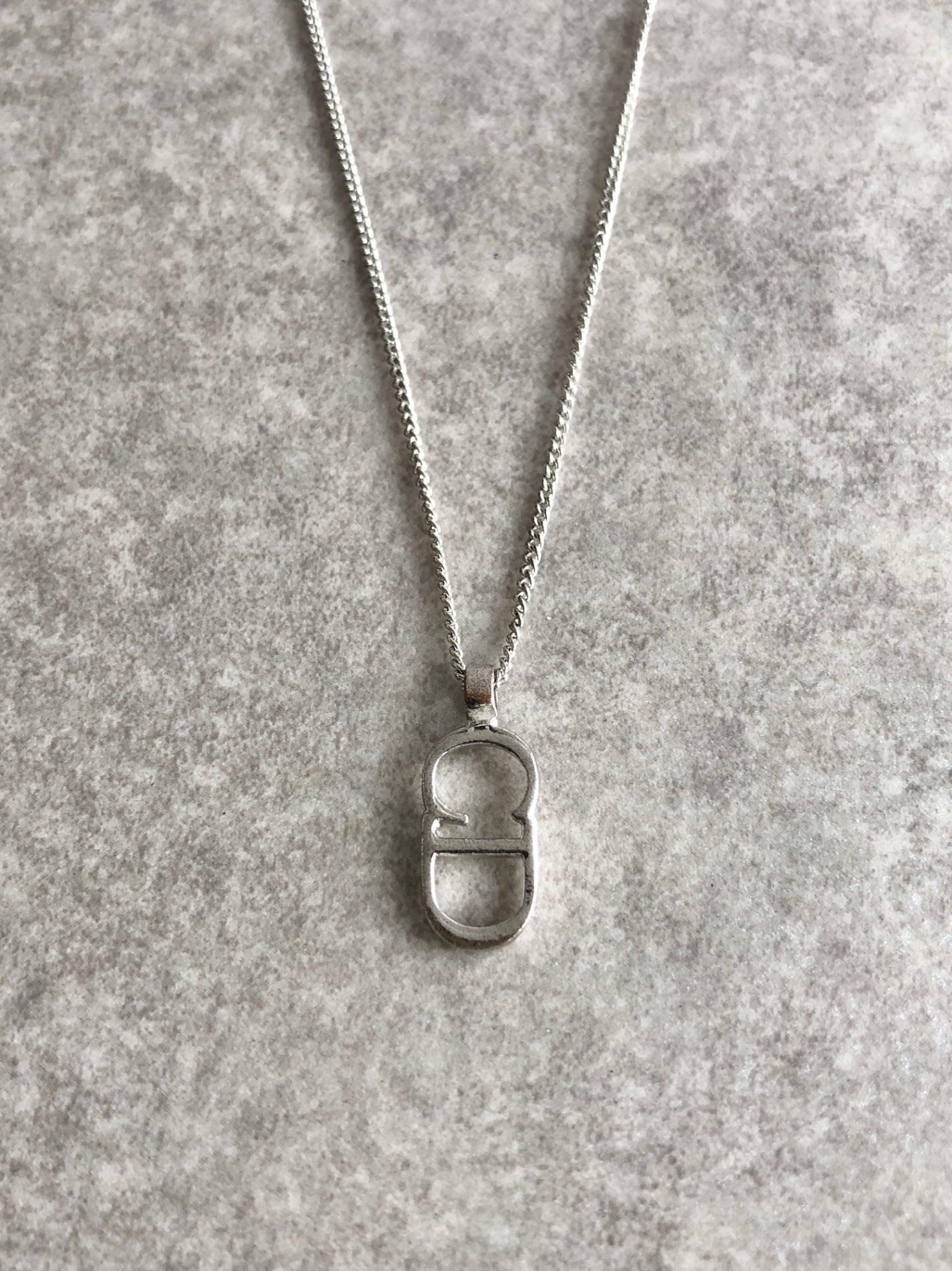 Christian Dior CD Logo Necklace Silver Vintage fyi7ir