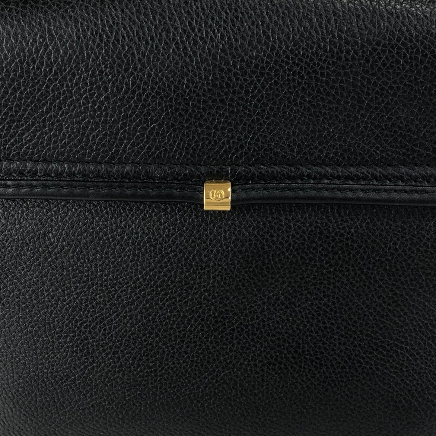 GUCCI Logo Shoulder bag Black Vintage irwn5s
