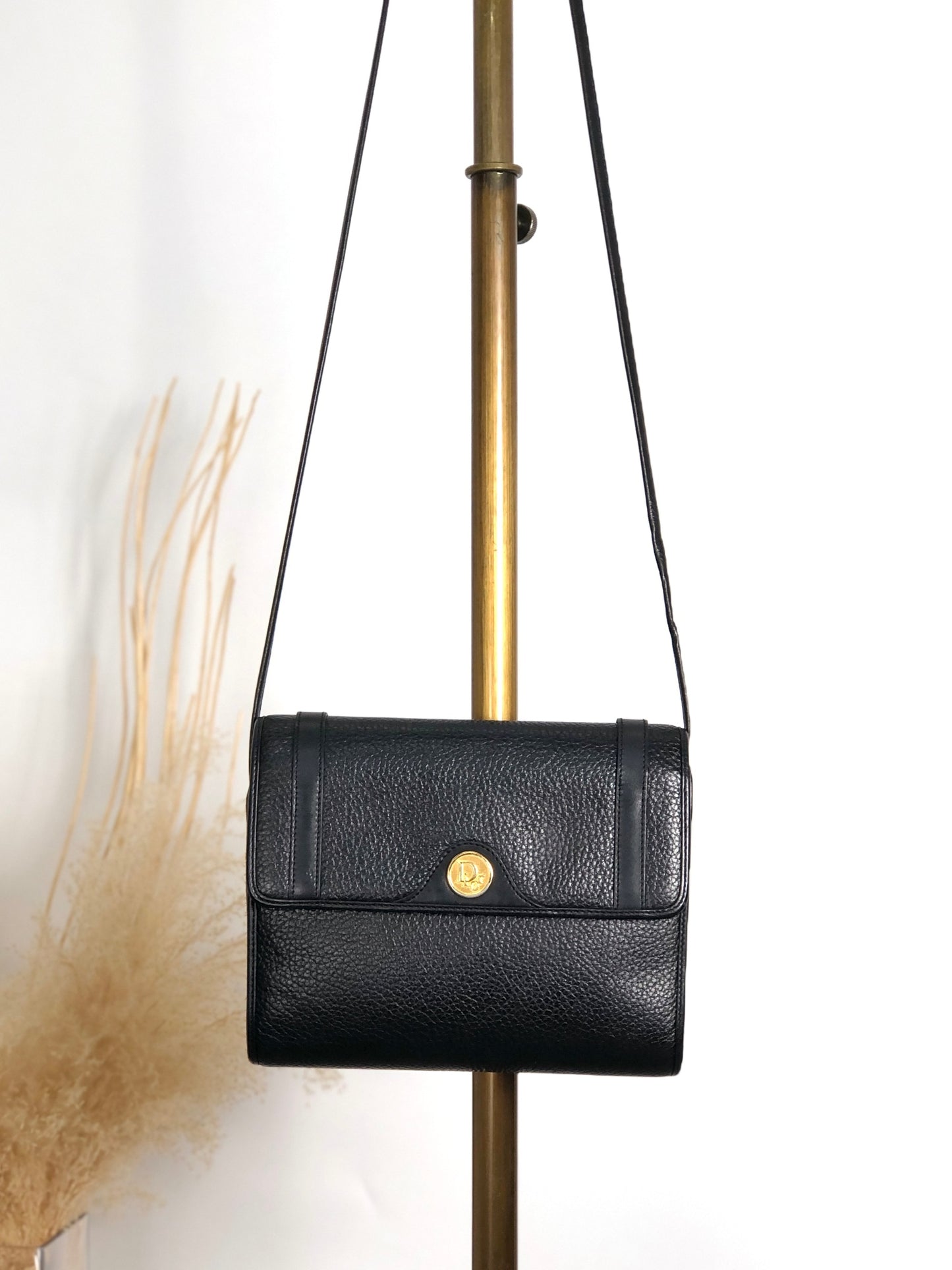 Christian Dior Logo Shoulder bag Black Vintage dm5c8k