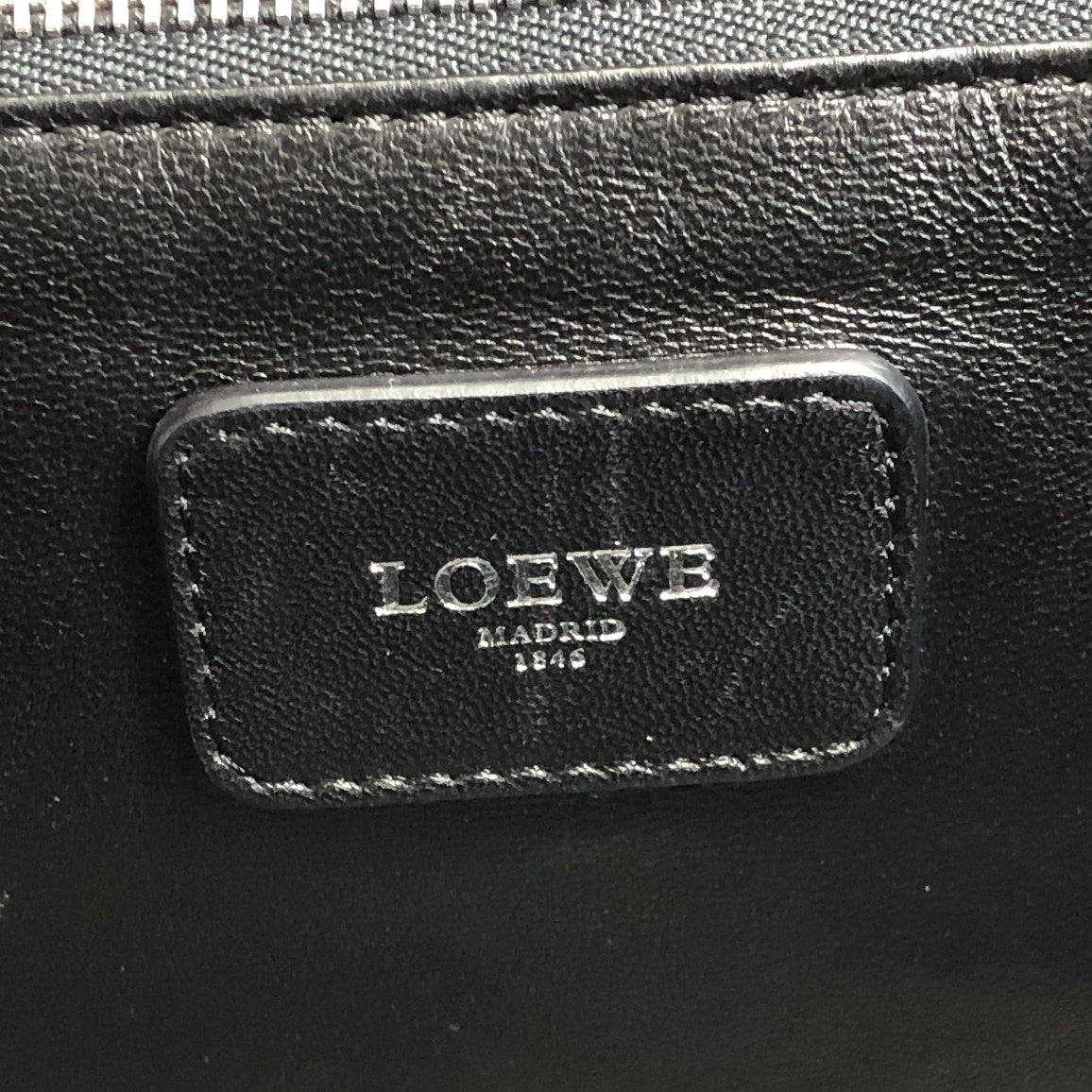 LOEWE Amazona36 Anagram 手提包 波士頓包 黑色 復古 rgigfv