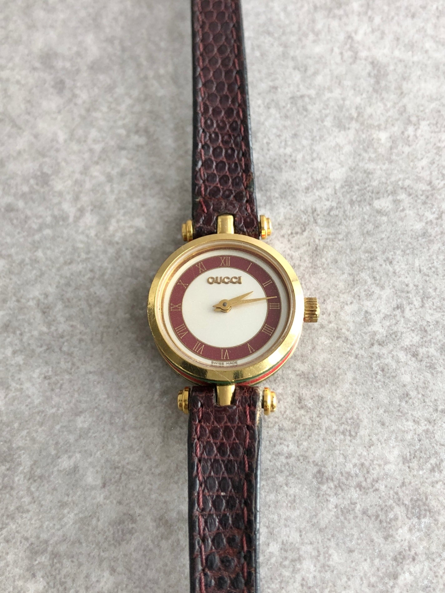 GUCCI Logo Watch Brown Vintage xpg7th