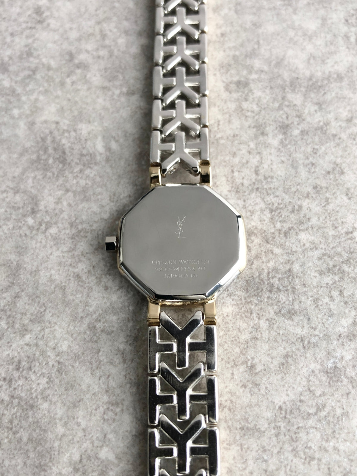 Yves Saint Laurent YSL Logo Octagon Quartz Watch Gold×Silver 2200-241762 Vintage fsc8bp
