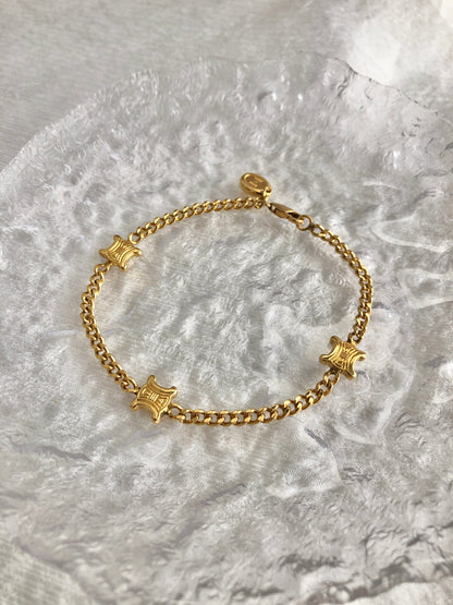 CELINE Blason  Bracelet Gold eapgtk