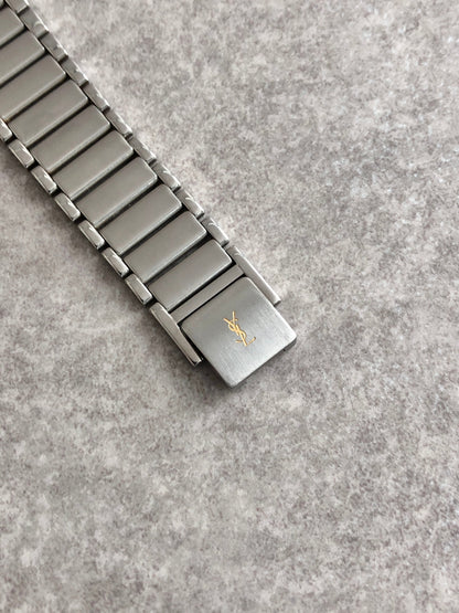 Yves Saint Laurent YSL Logo Quartz Watch Silver 5421-H04724Y Vintage k8c788