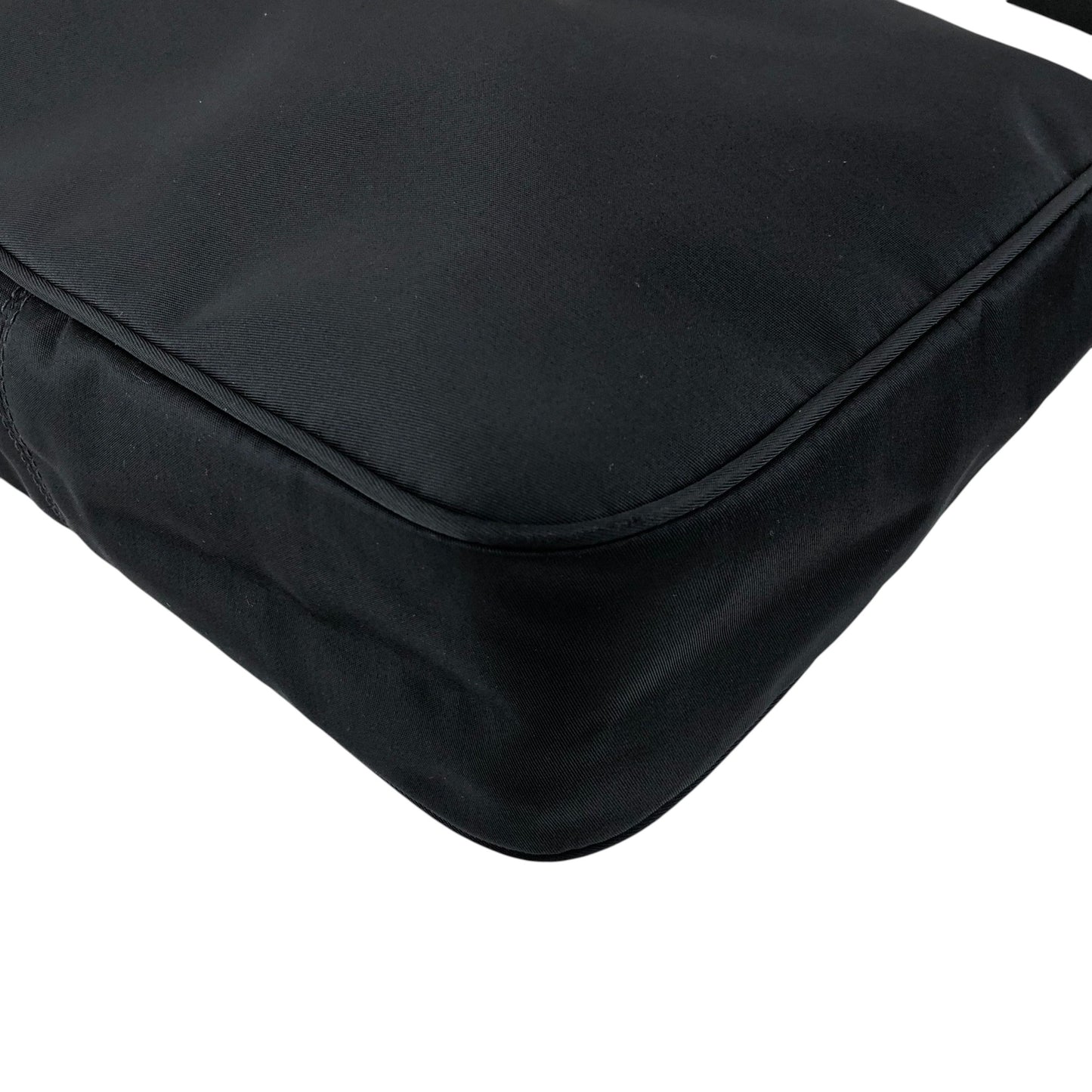 FENDI Logo Shoulder bag Black Vintage 4xxsjx