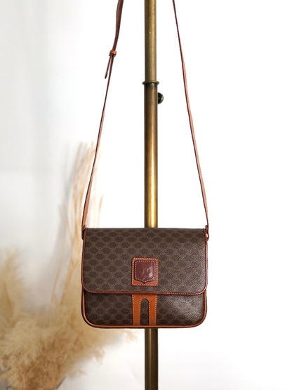 CELINE Macadam Blason Shoulder bag Brown Vintage z55y7s