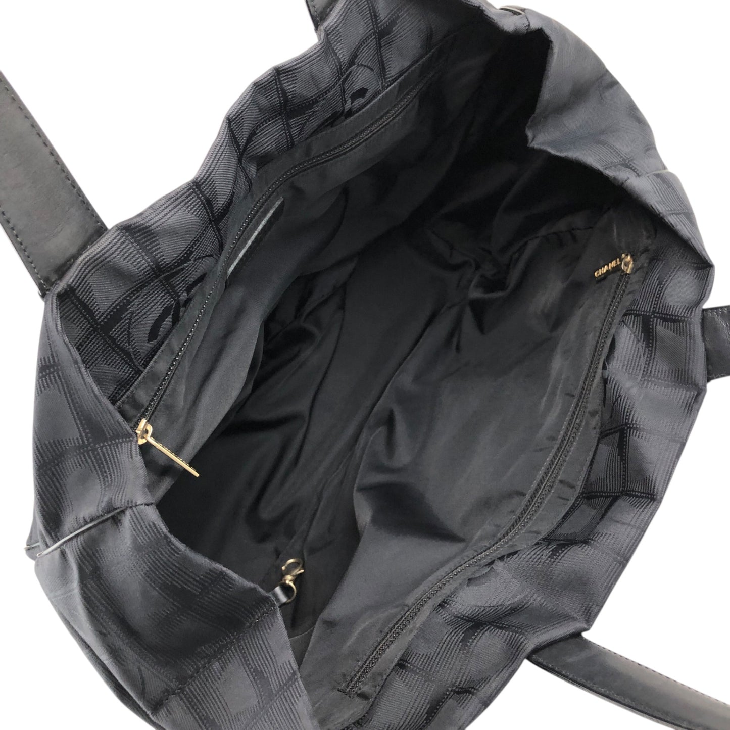 CHANEL New Travel Line Totebag Black Vintage vgc5rp