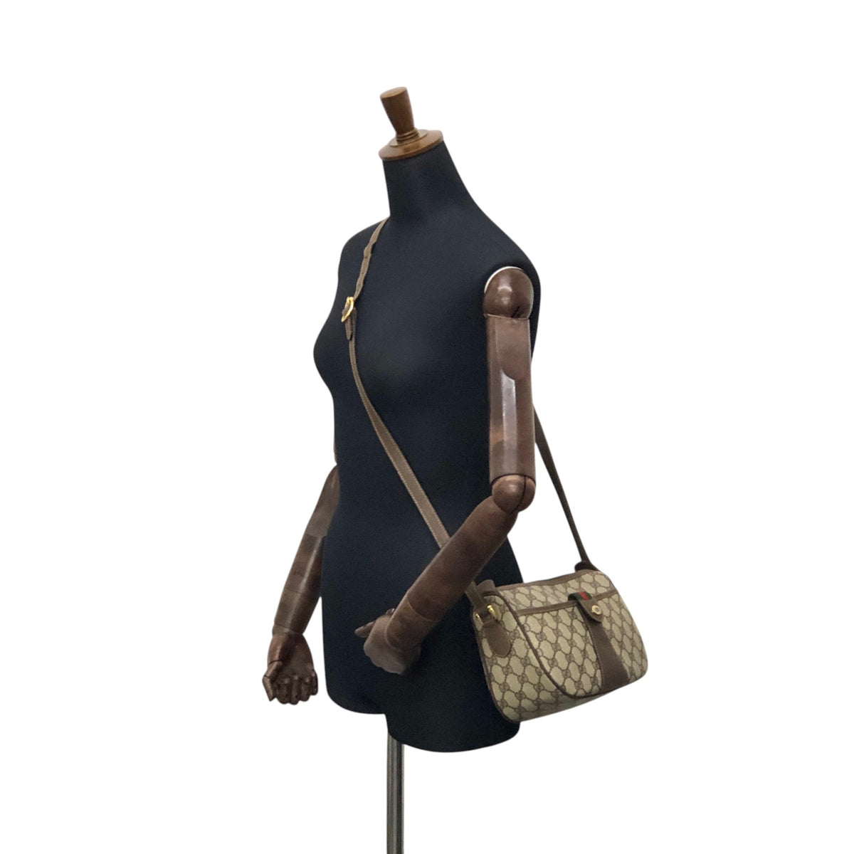 GUCCI Sherry Line Shoulder bag Beige Vintage h47gp3