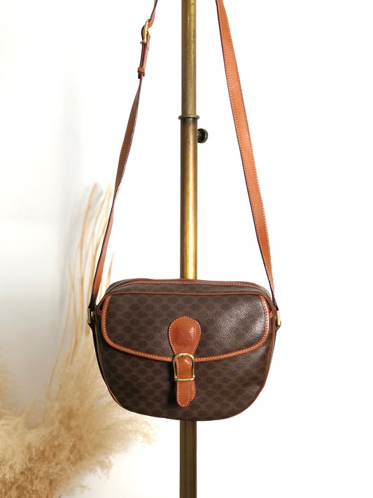 CELINE Macadam Blason Front Buckle Shoulder bag Brown Vintage n75n6t