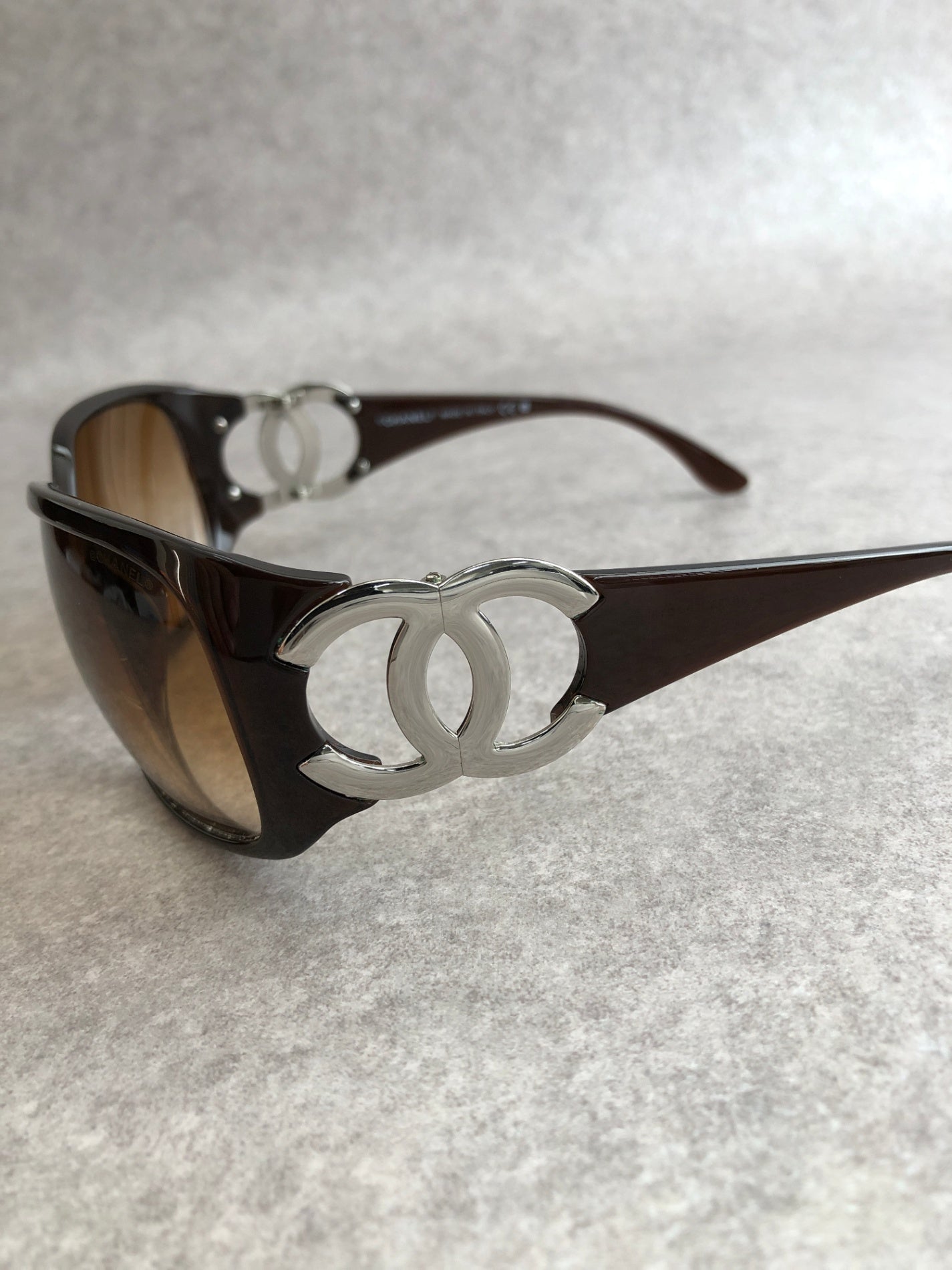 CHANEL Coco Mark Sunglasses Brown Vintage 2naxv6