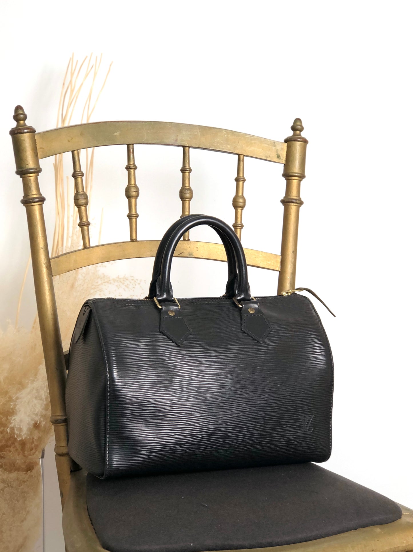 LOUIS VUITTON Epi Small Boston bag Handbag Black Vintage abz8nz