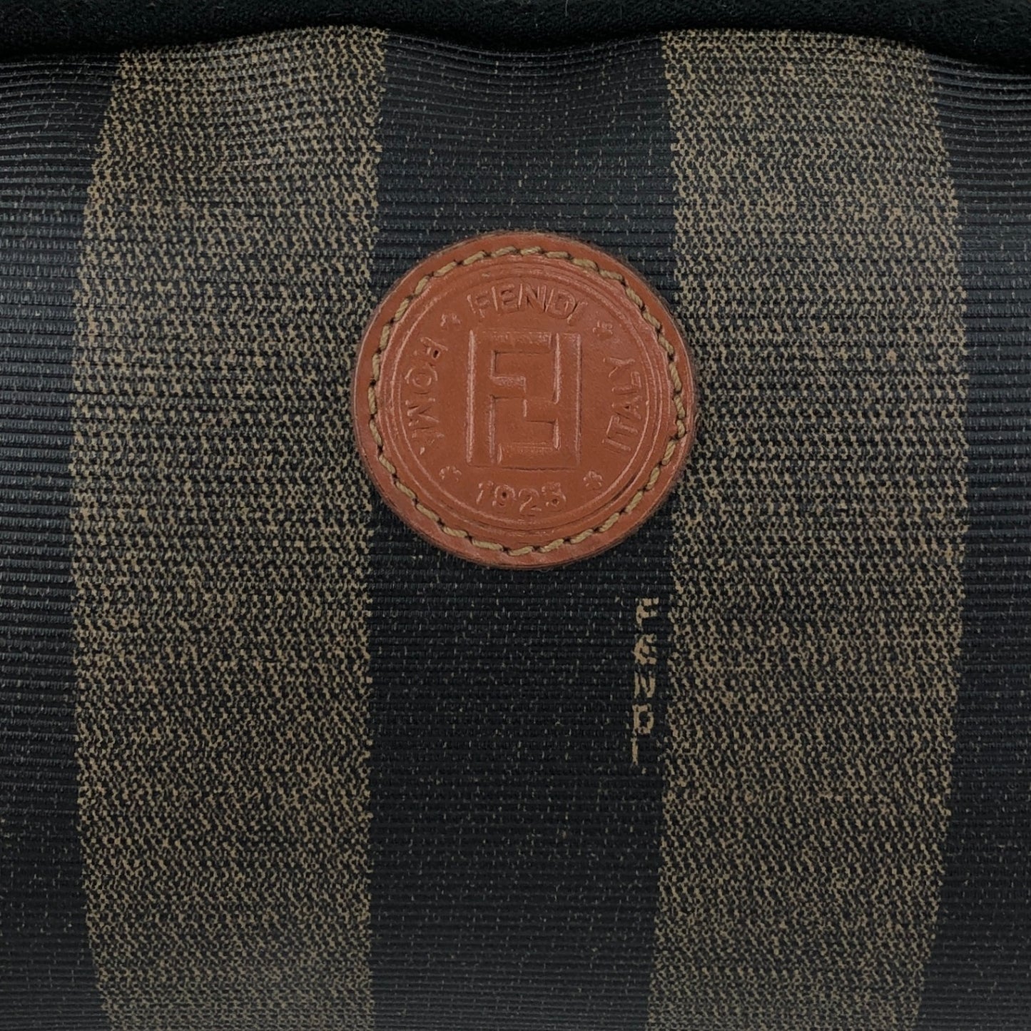 FENDI Pecan Shoulder bag Brown Vintage zkc5v7