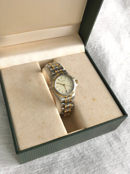 GUCCI Logo Quartz Watch Gold×Silver 9040L Vintage 7jggkd