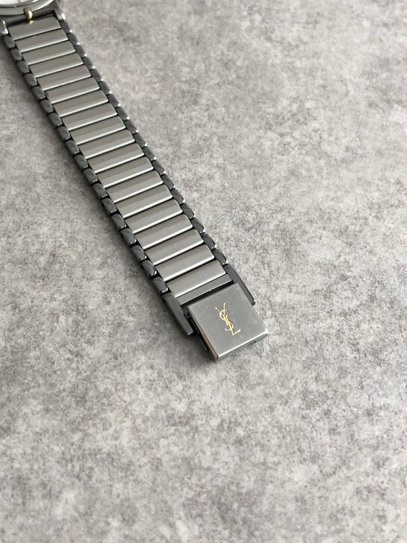 Yves Saint Laurent YSL Logo Watch Silver 4620-E62275 YO Vintage bufvtw