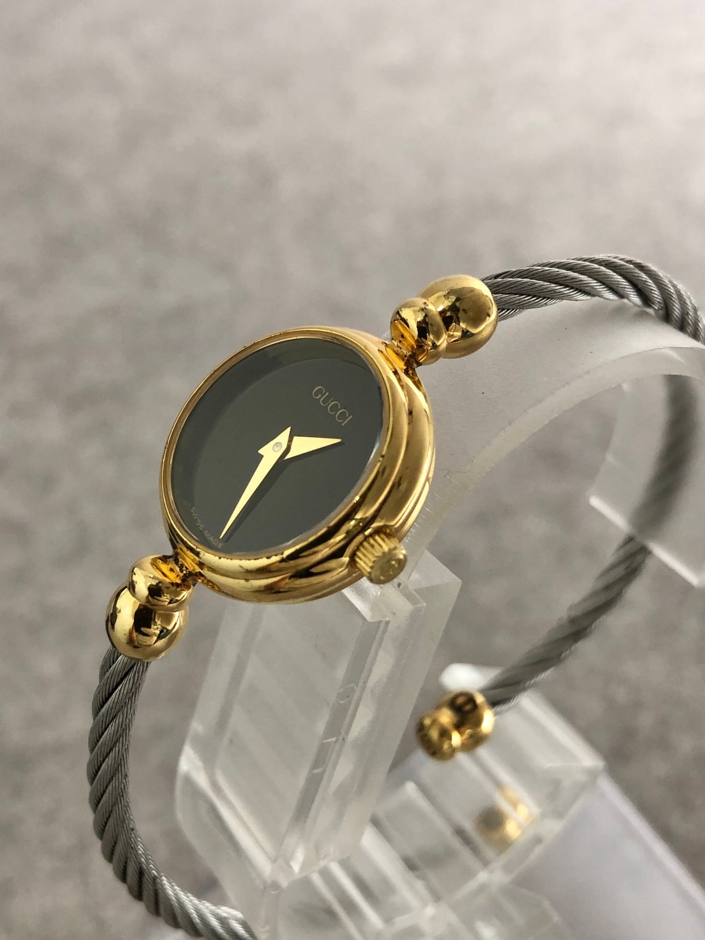 GUCCI Logo Bangle Watch Gold×Silver 2700.2.L Vintage yekiep