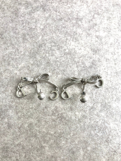 Christian Dior CD Logo Ribbon Motif Earrings Silver Vintage em4kdx