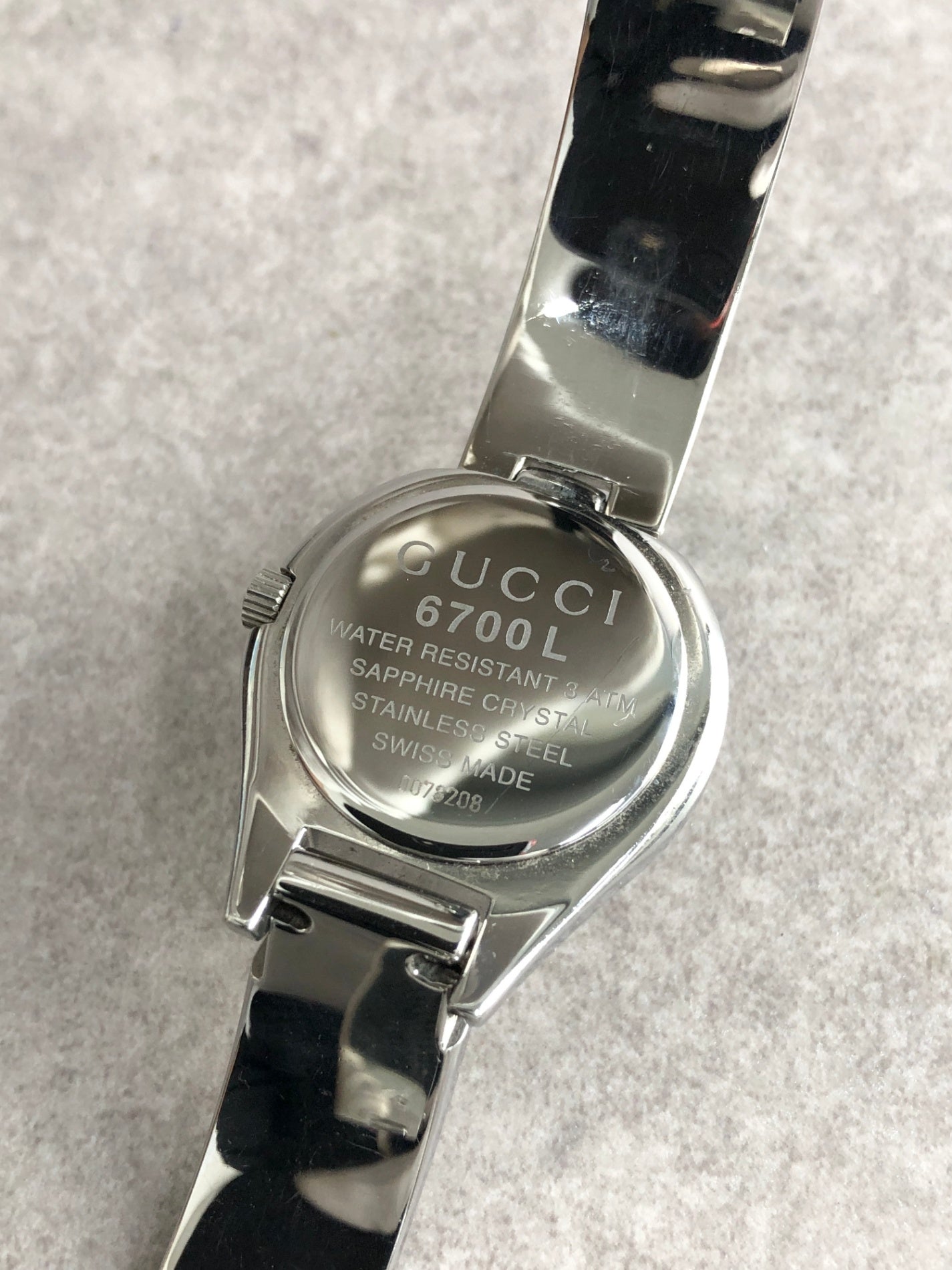 GUCCI Logo Bangle Quartz Watch Silver 6700L Vintage btrc45