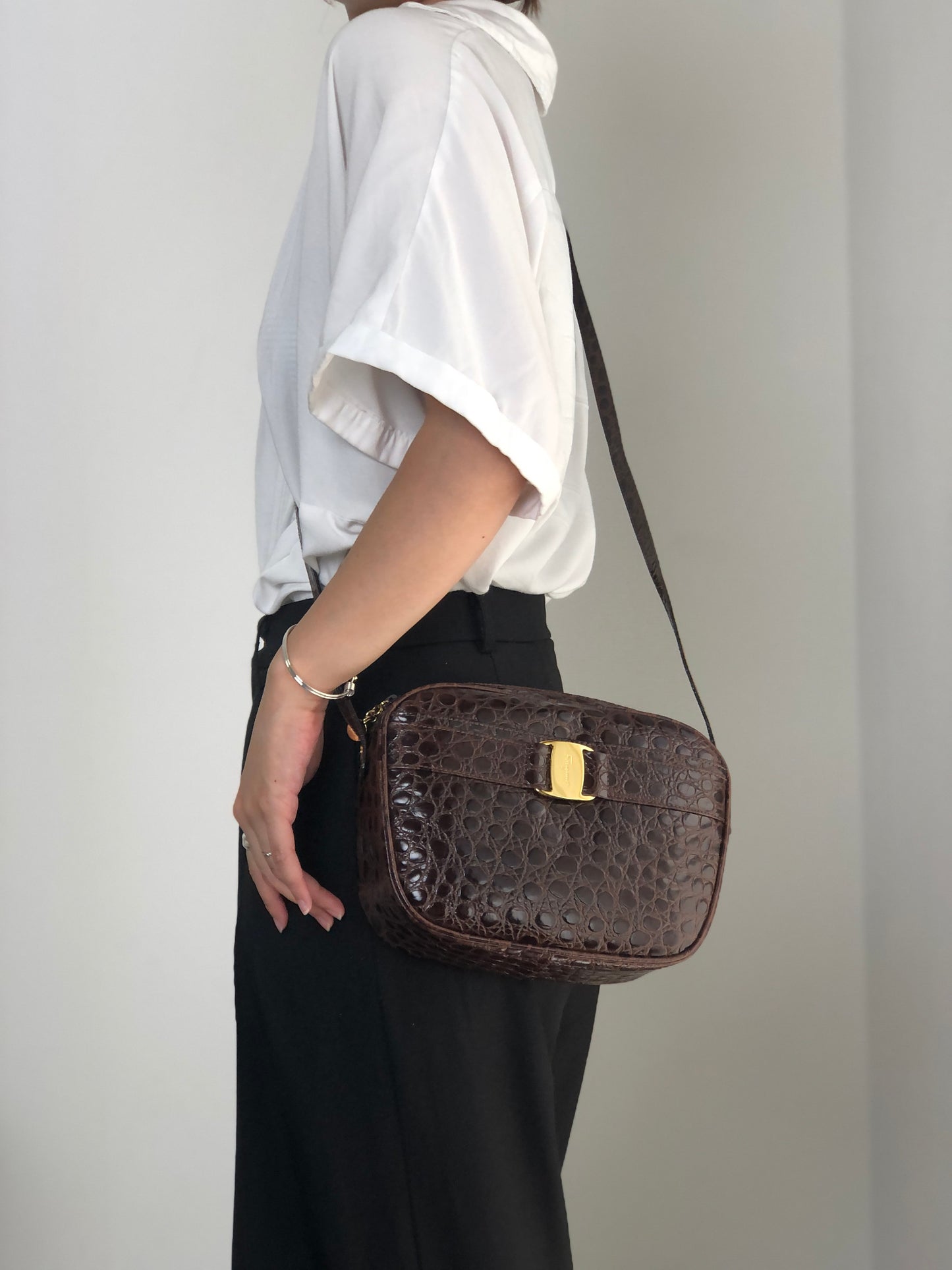 Salvatore Ferragamo Vala Ribbon Shoulder bag Brown Vintage xth3zu