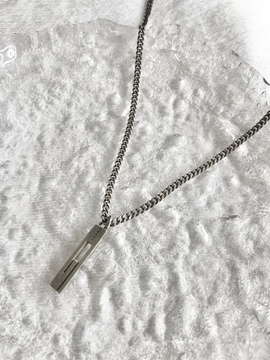 GUCCI Logo Necklace Silver Vintage 8t6b2r