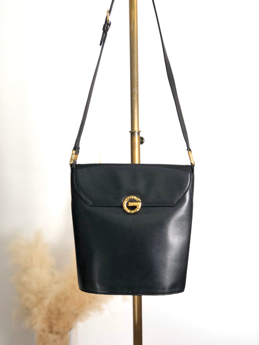GIVENCHY Logo Shoulder bag Black Vintage c78vb7