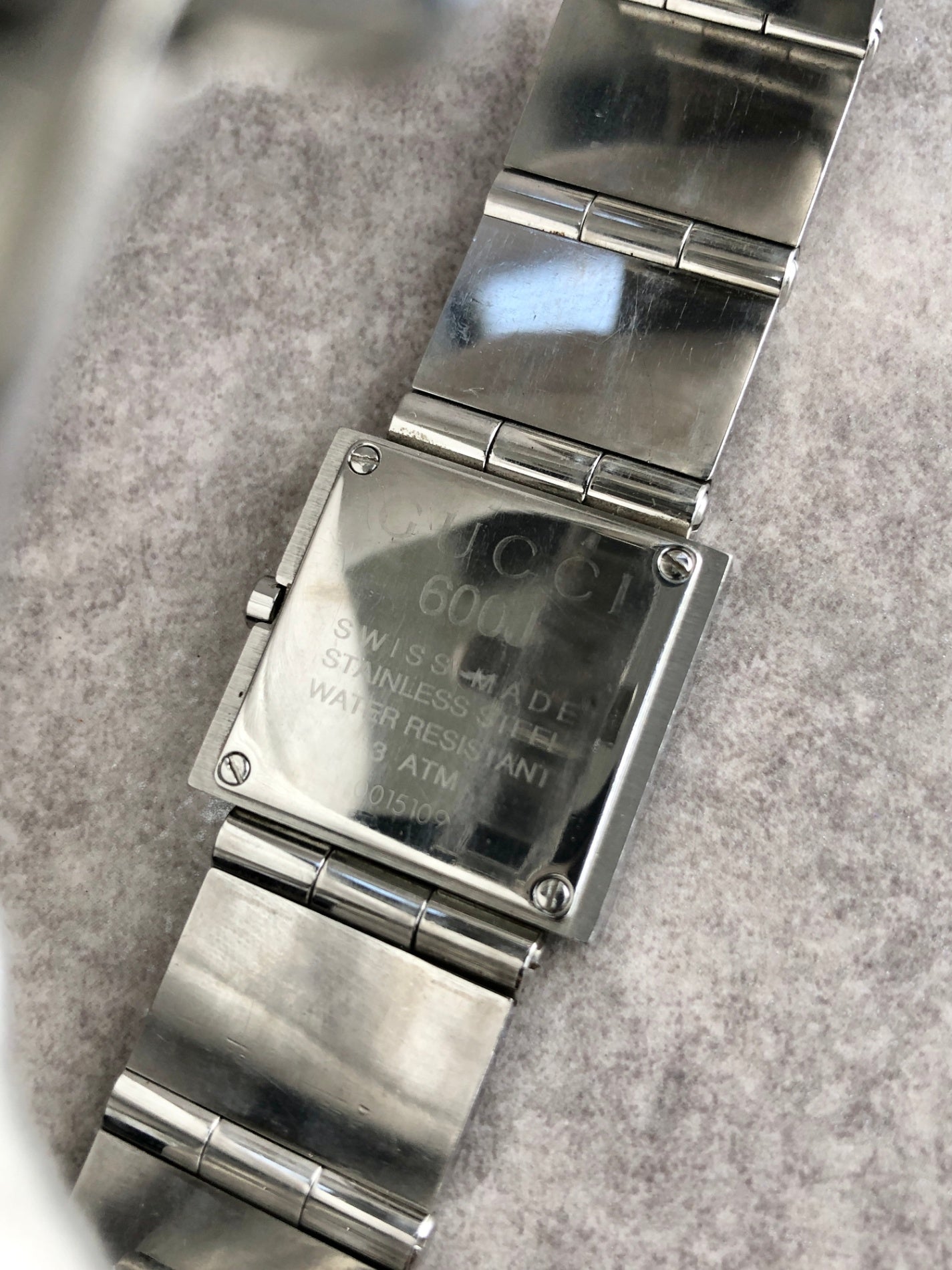 GUCCI Logo Quartz Watch Silver 600J Vintage fubfba
