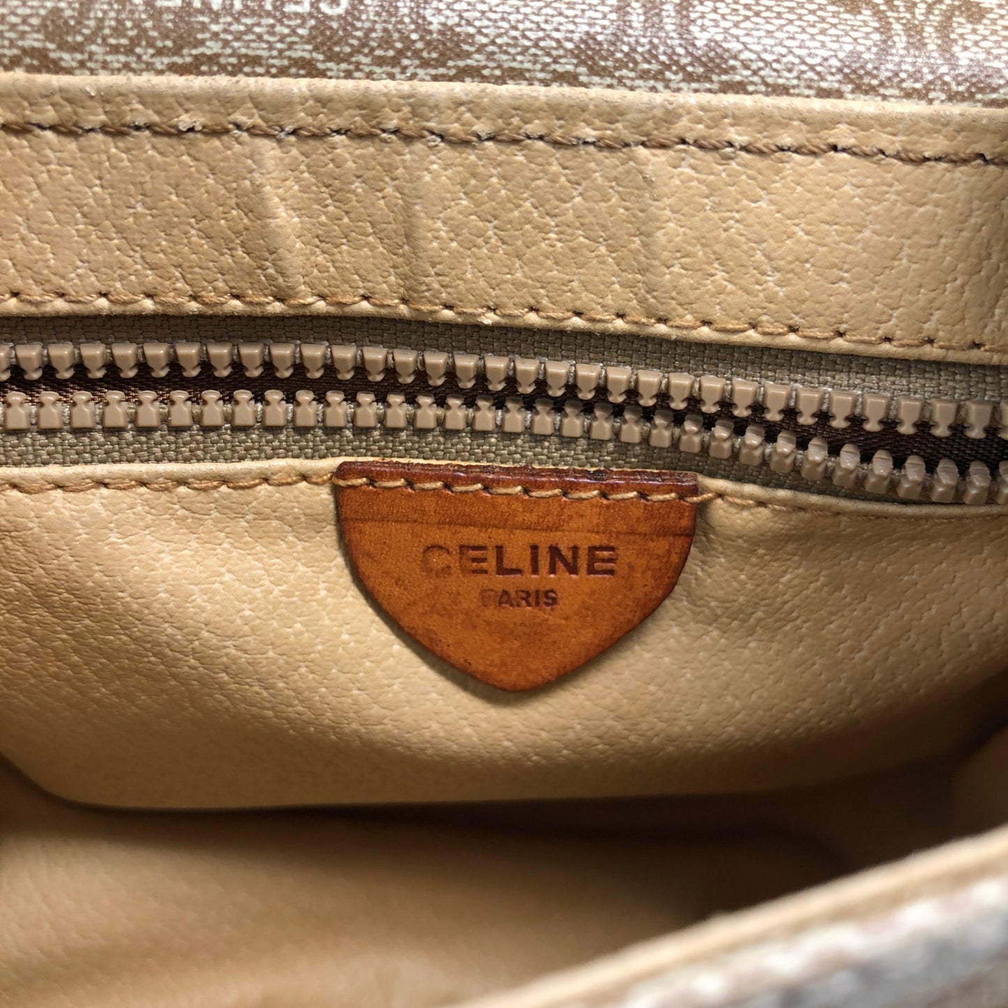 CELINE Macadam Front Buckle  Shoulder bag Beige Vintage hx87nm