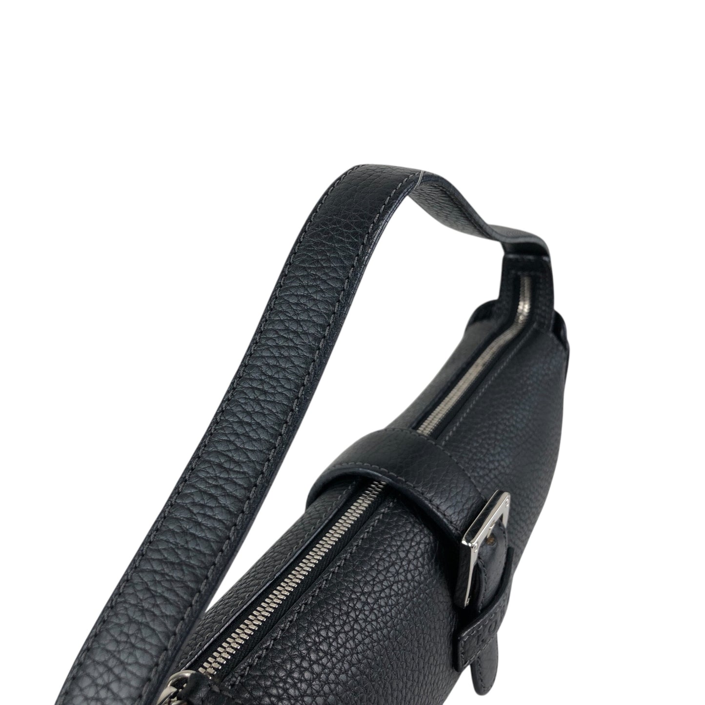 LOEWE Logo Embossed Handbag Black Vintage nk5fxc