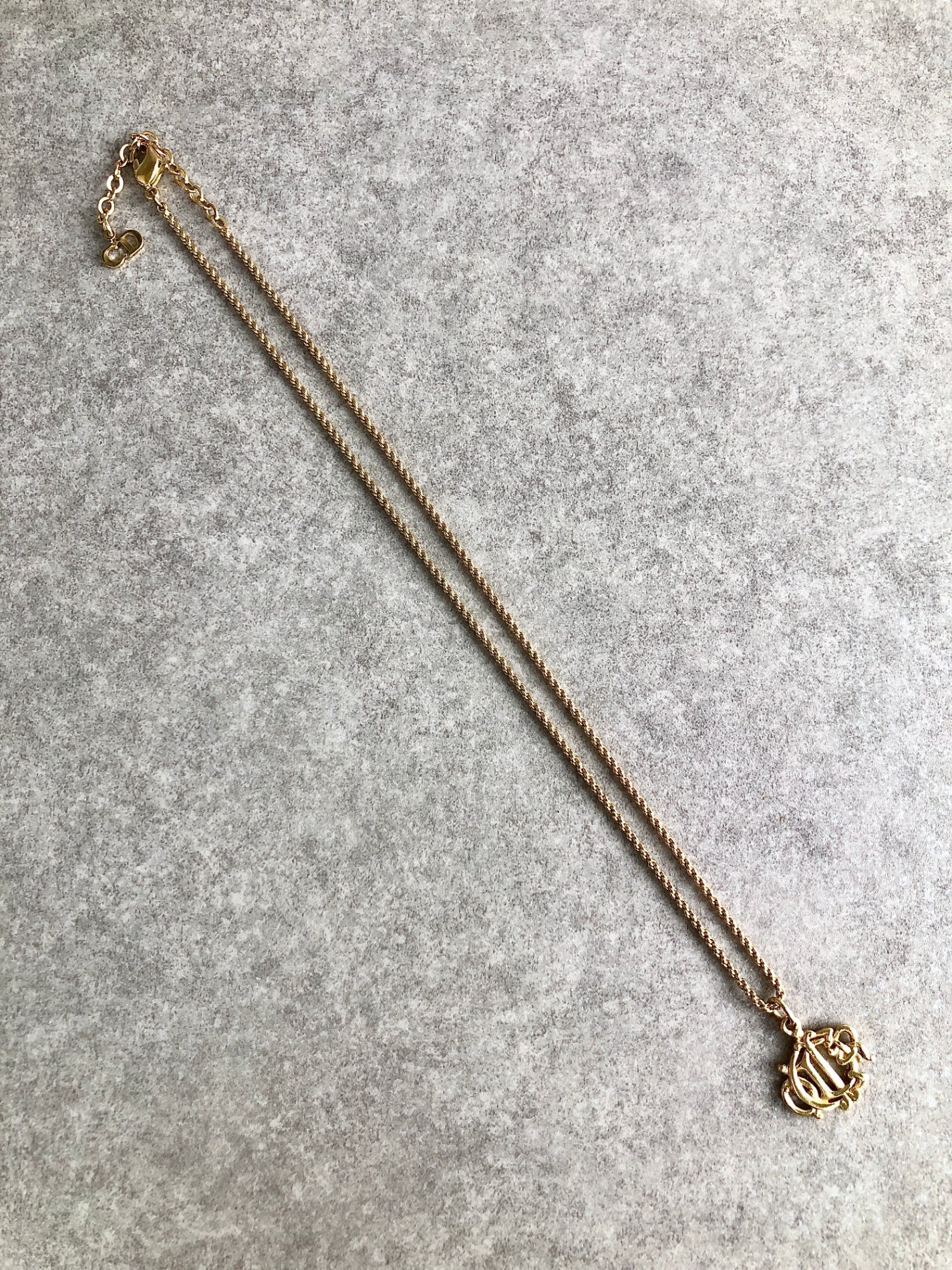 Christian Dior Emblem Motif Necklace Gold Vintage abmgwk
