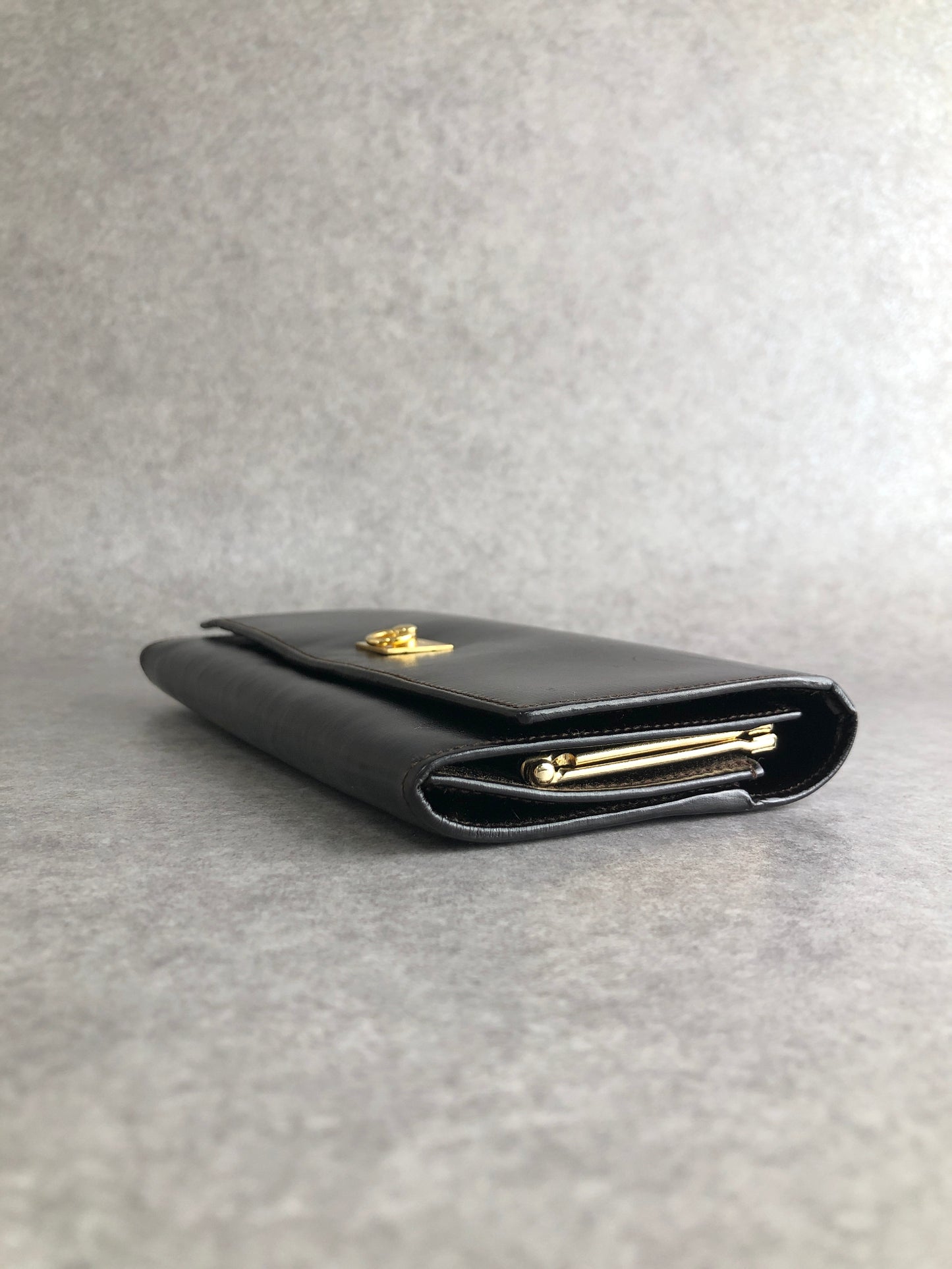 CELINE Gancini Long Wallet Black Vintage xfm7yd