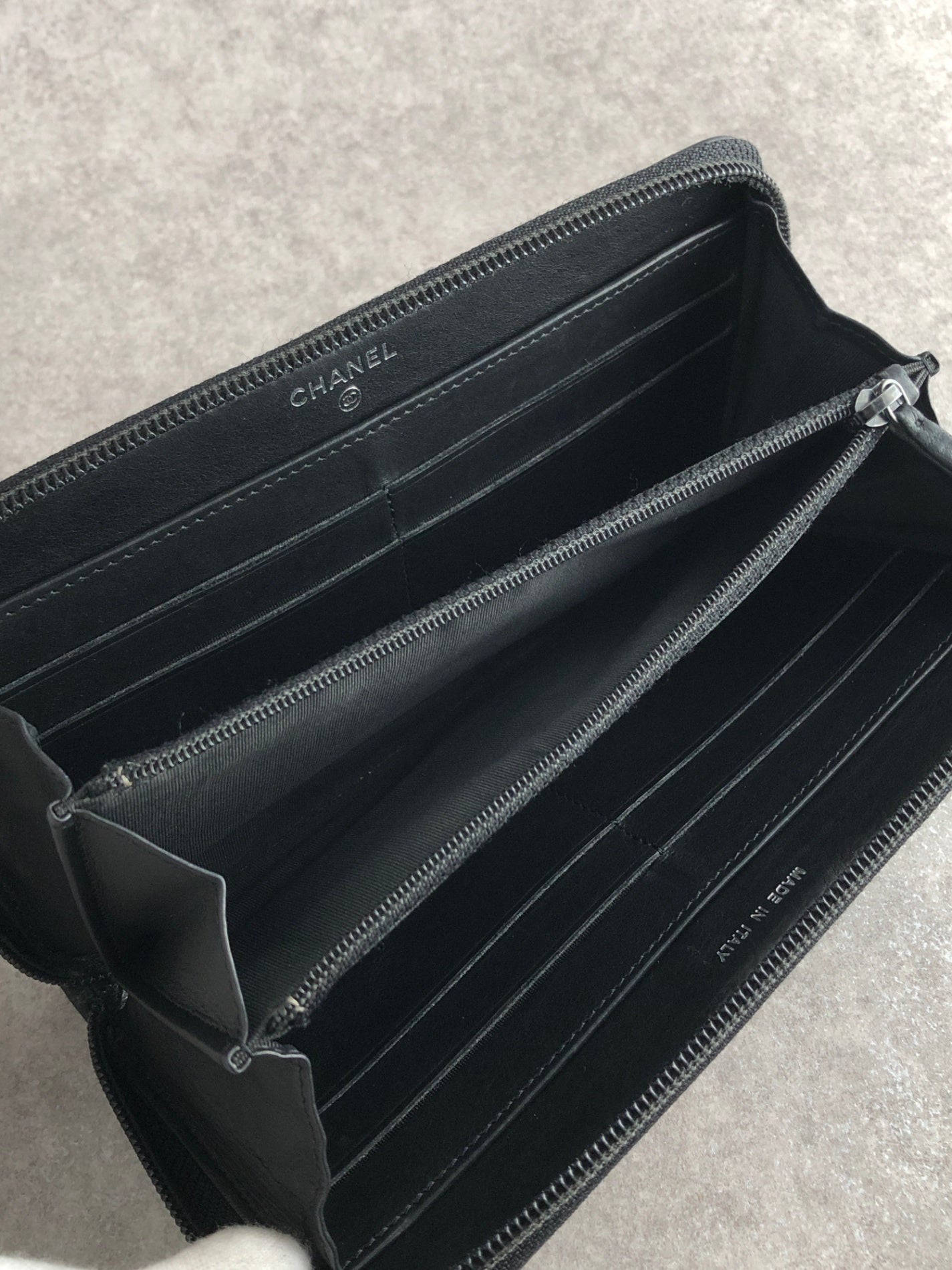 CHANEL Coco Mark Long Wallet Black Vintage 7y7jzs
