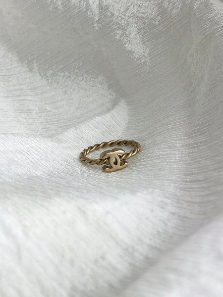 CHANEL Coco Mark Ring Gold Vintage xny6yu – VintageShop solo