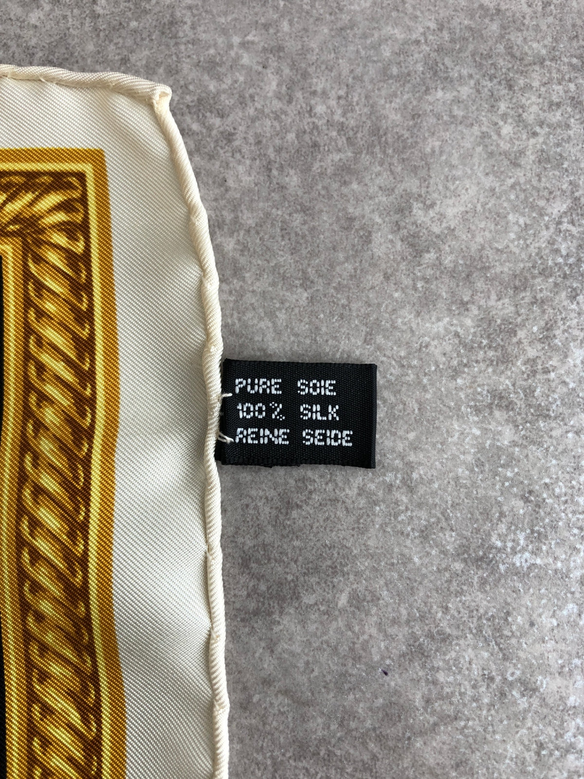 Christian Dior Logo Motif SILK Scarf Gold×Black Vintage ikbe8h