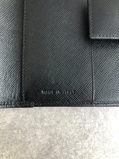 PRADA 三角形標誌折疊皮夾 黑色復古 agipjp