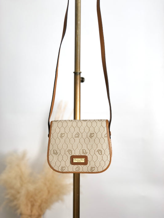 Christian Dior Honeycomb Pattern Small  Shoulder bag Beige Vintage tumbw8