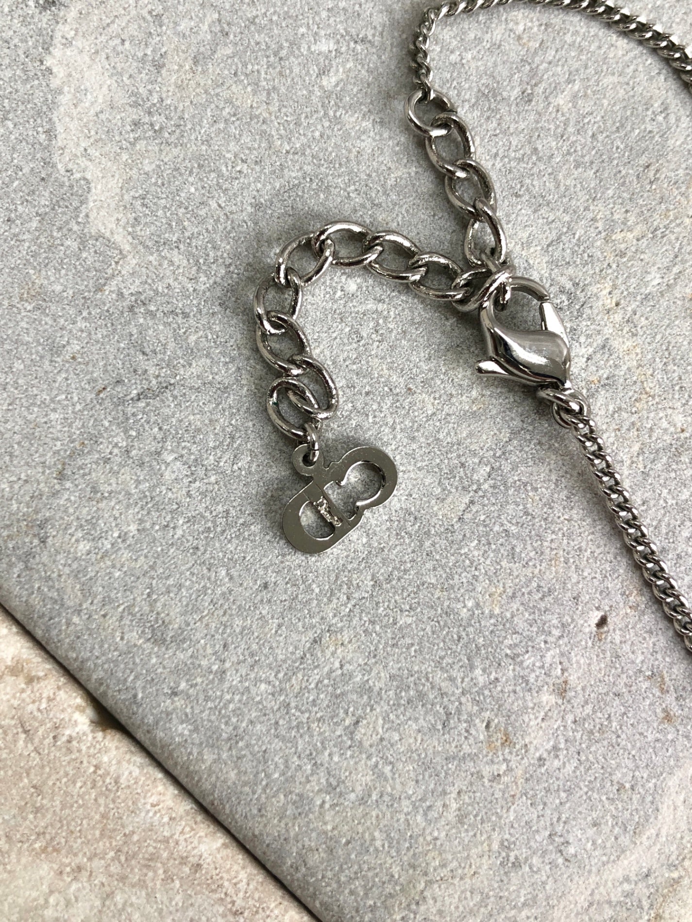 Christian Dior D Logo Heart Necklace Silver Vintage n2xugm