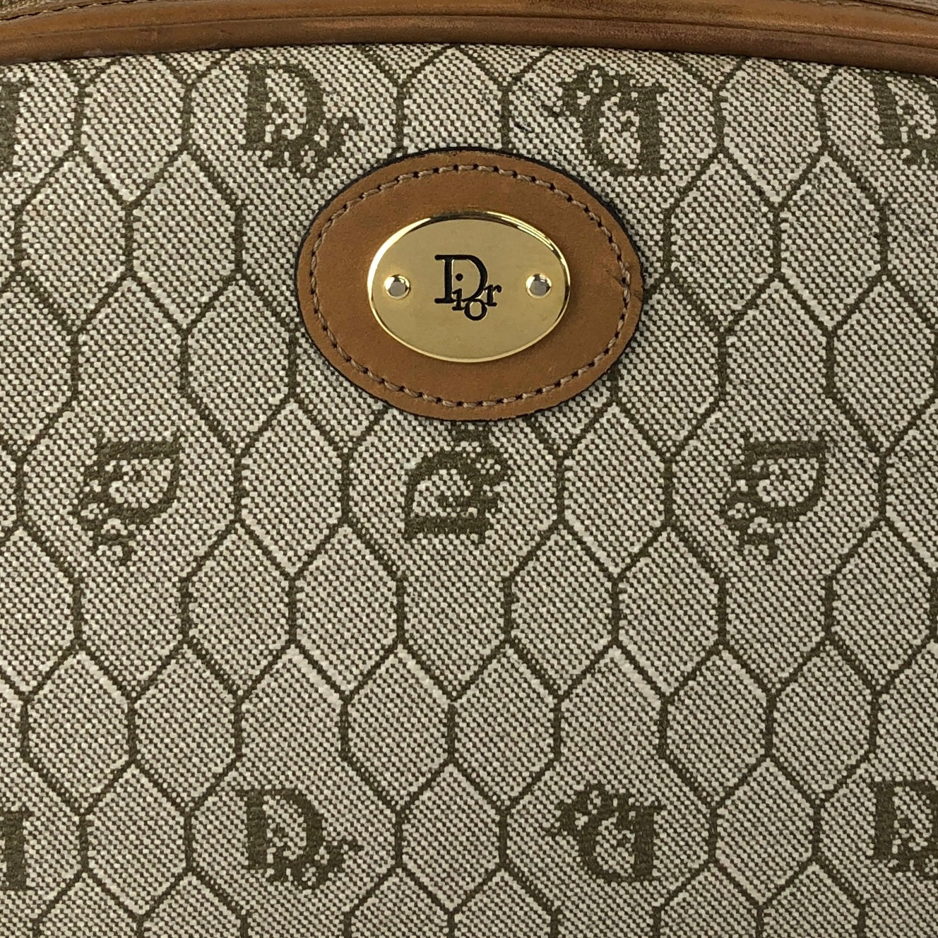Christian Dior Honeycomb Pattern Shoulder bag Beige Vintage 72arme