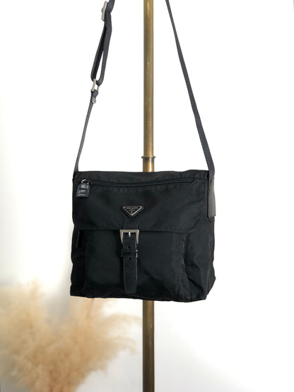 PRADA Triangle Logo Front Buckle Shoulder bag Black Vintage uiz535