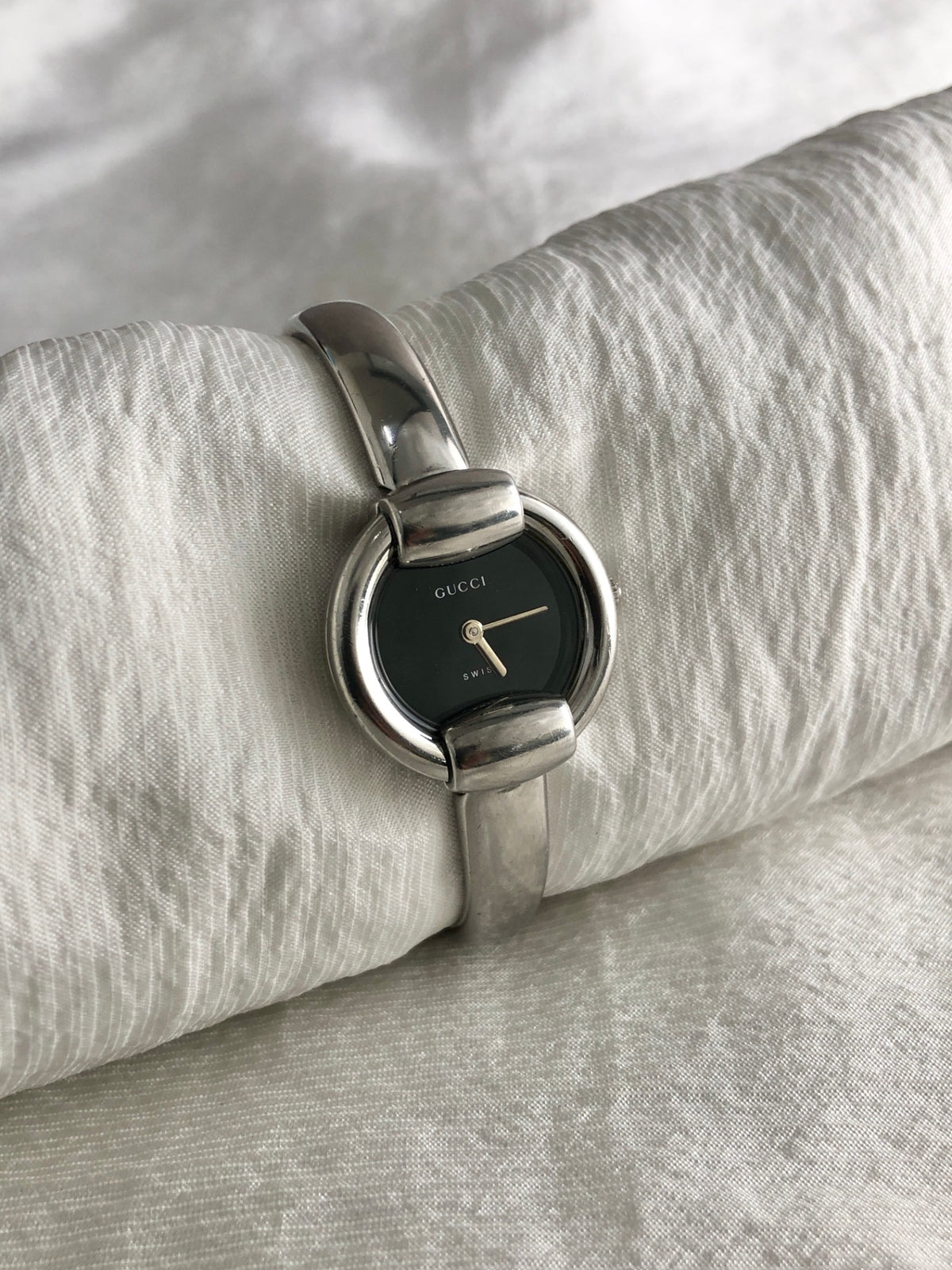 GUCCI Logo Quartz Watch Silver 1400L Vintage y3piv6