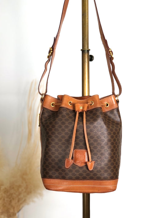 CELINE Macadam Blason Drawstring Shoulder bag Brown Vintage fmd3v6