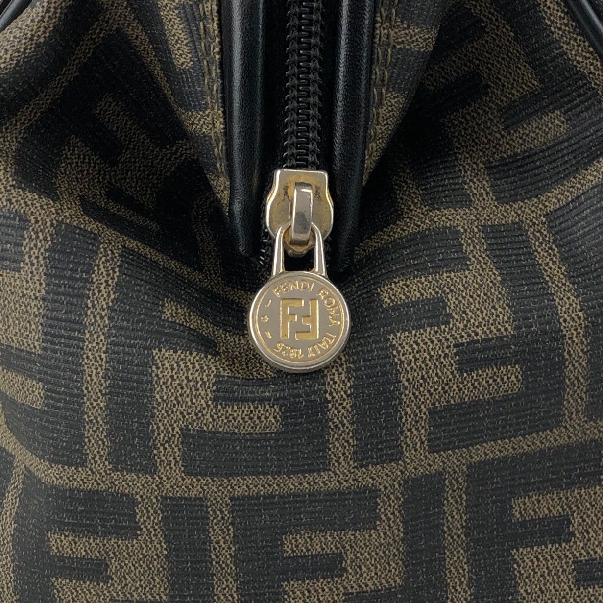 FENDI Zucca Logo Small Boston bag Handbag Black Vintage cf6xpb
