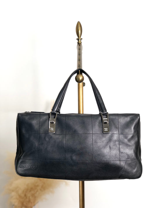 CHANEL Chocolate Bar Handbag Boston bag Black Vintage 6gabx8