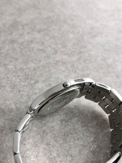 GUCCI Logo Quartz Watch Silver Vintage vx345b