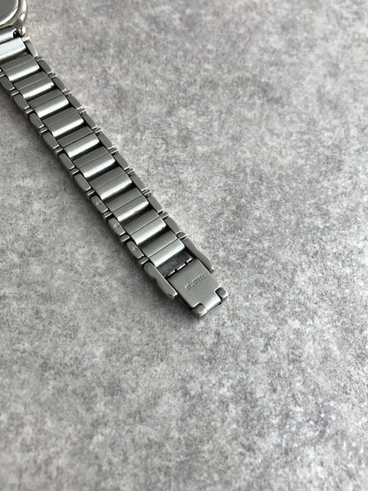 Yves Saint Laurent YSL Logo Quartz Watch Silver 5420-F45413 Vintage wyf5mz