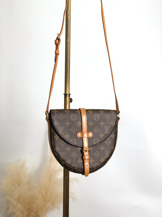 LOUIS VUITTON Monogram Front Buckle  Shoulder bag Brown Vintage u4si84