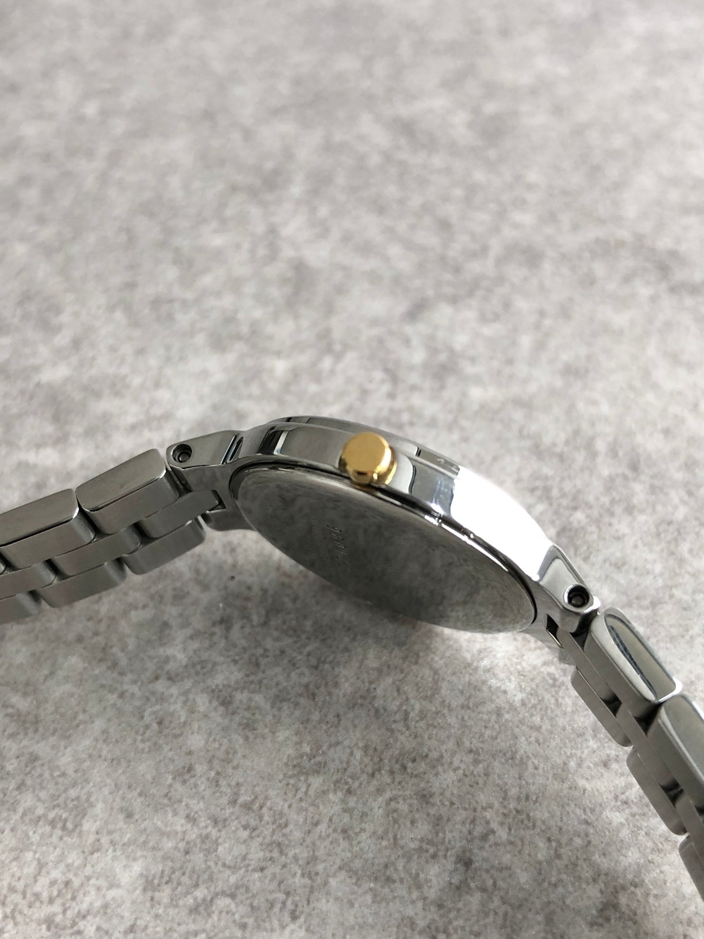 Yves Saint Laurent YSL Logo Quartz Watch Silver×Blue 5421-H13855 Vintage uchgez