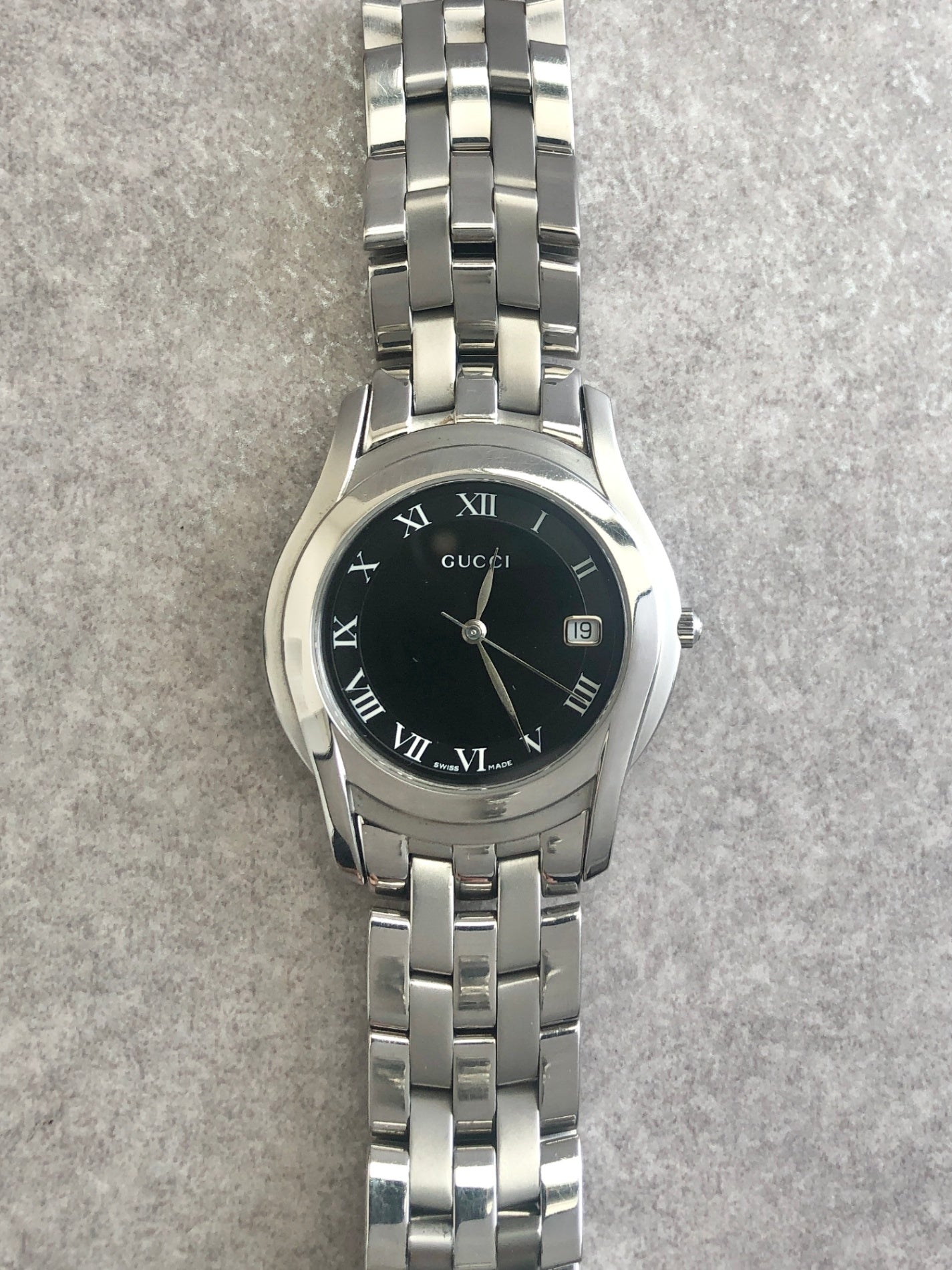 GUCCI Quartz Watch Silver×Black 5500M Vintage naczc4